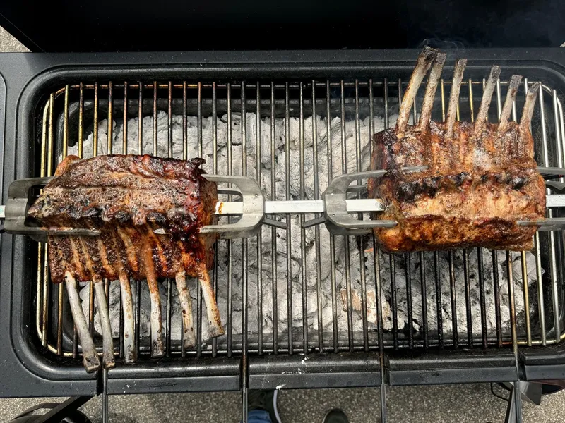 Ribs am Drehspieß
